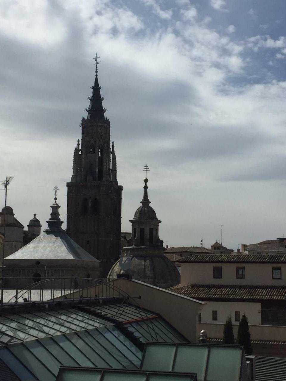Atico Del Rojas Apartment Toledo Bagian luar foto