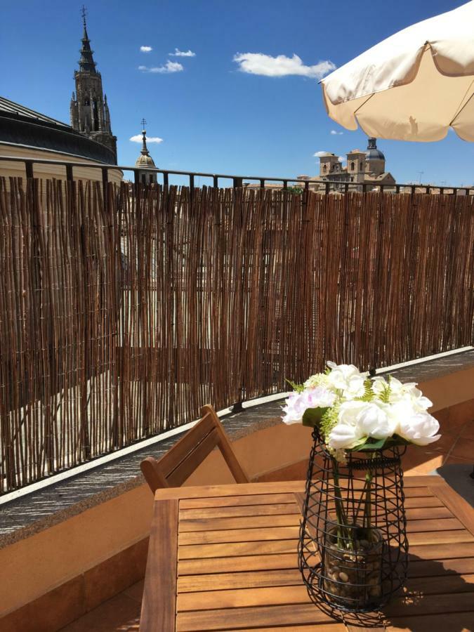 Atico Del Rojas Apartment Toledo Bagian luar foto